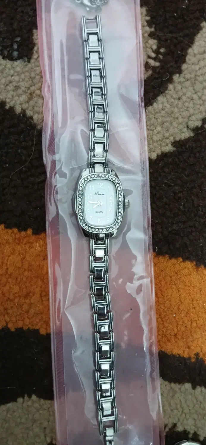 ساعت رنگ ثابت نو نو|ساعت|زنجان, |دیوار