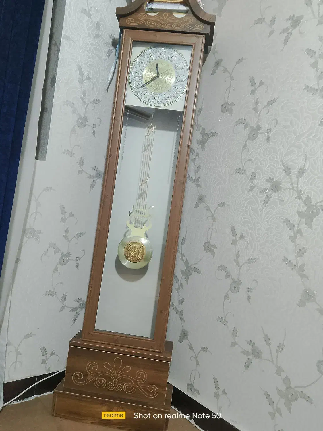 یک عدد ساعت ایستاده|ساعت دیواری و تزئینی|رباط‌کریم, نصیرشهر|دیوار