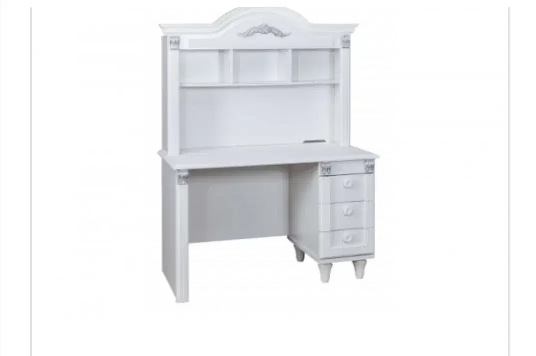 فروش میز تحریر،، تخفیف جزئی پای معامله|میز تحریر و کامپیوتر|شیراز, شهرک مهدیه|دیوار