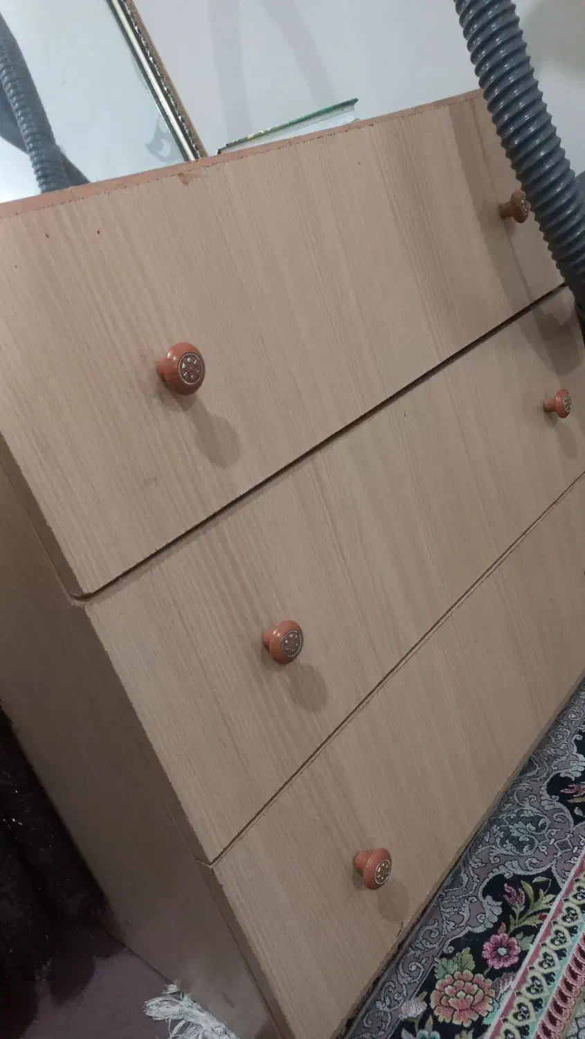 کمد دراور|جاکفشی، کمد، دراور|شوشتر, |دیوار