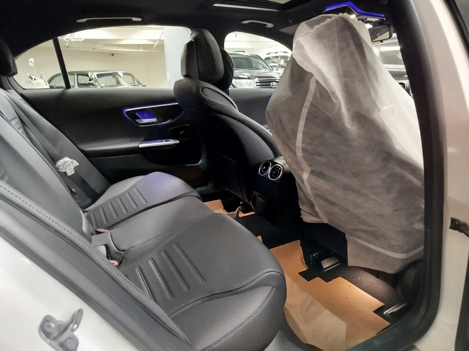 بنز c200xl . 2025 . مدارک کامل آماده محضر|خودرو سواری و وانت|تهران, مدائن|دیوار