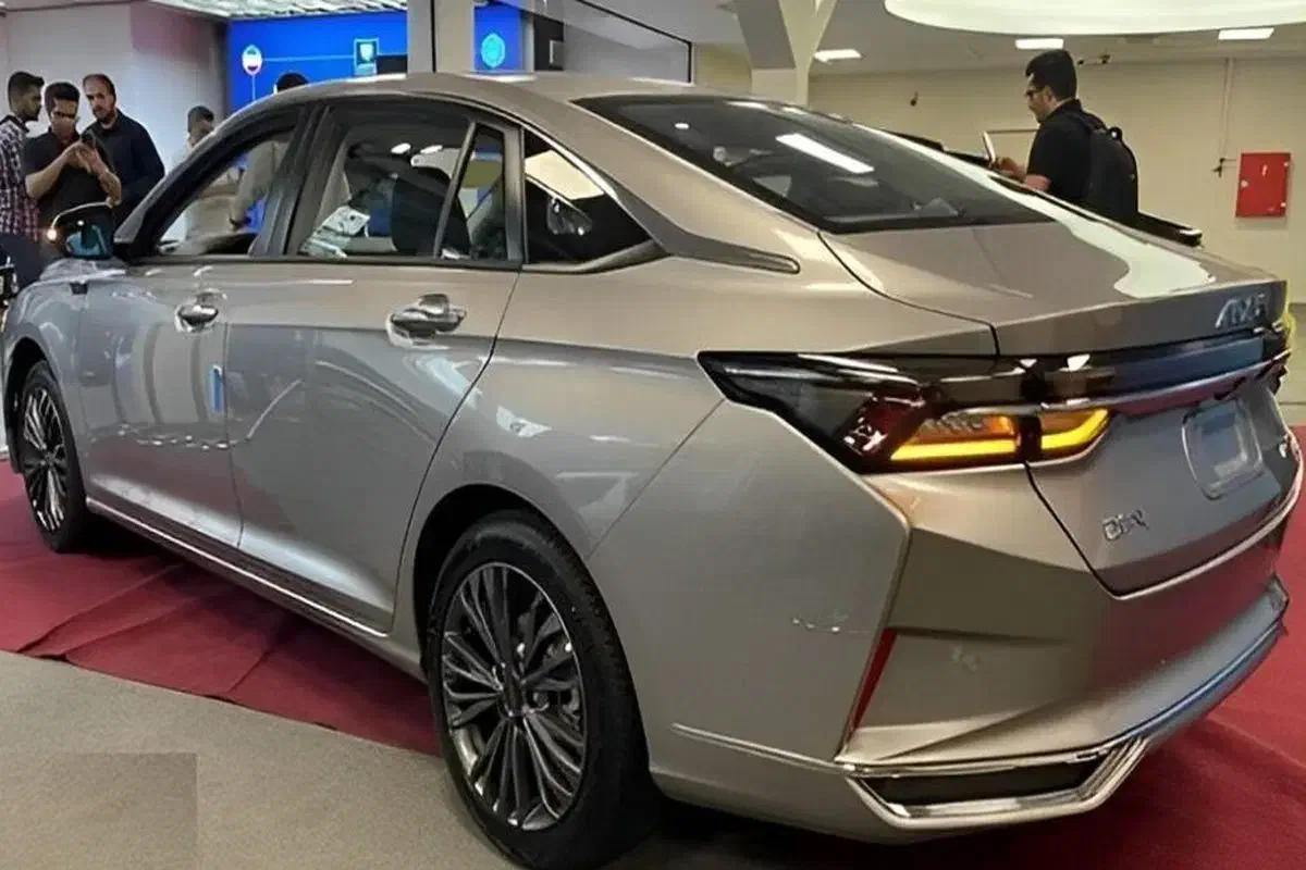 شاین مکس..رنگ سفارشی تیتانیوم|خودرو سواری و وانت|مشهد, شریف|دیوار