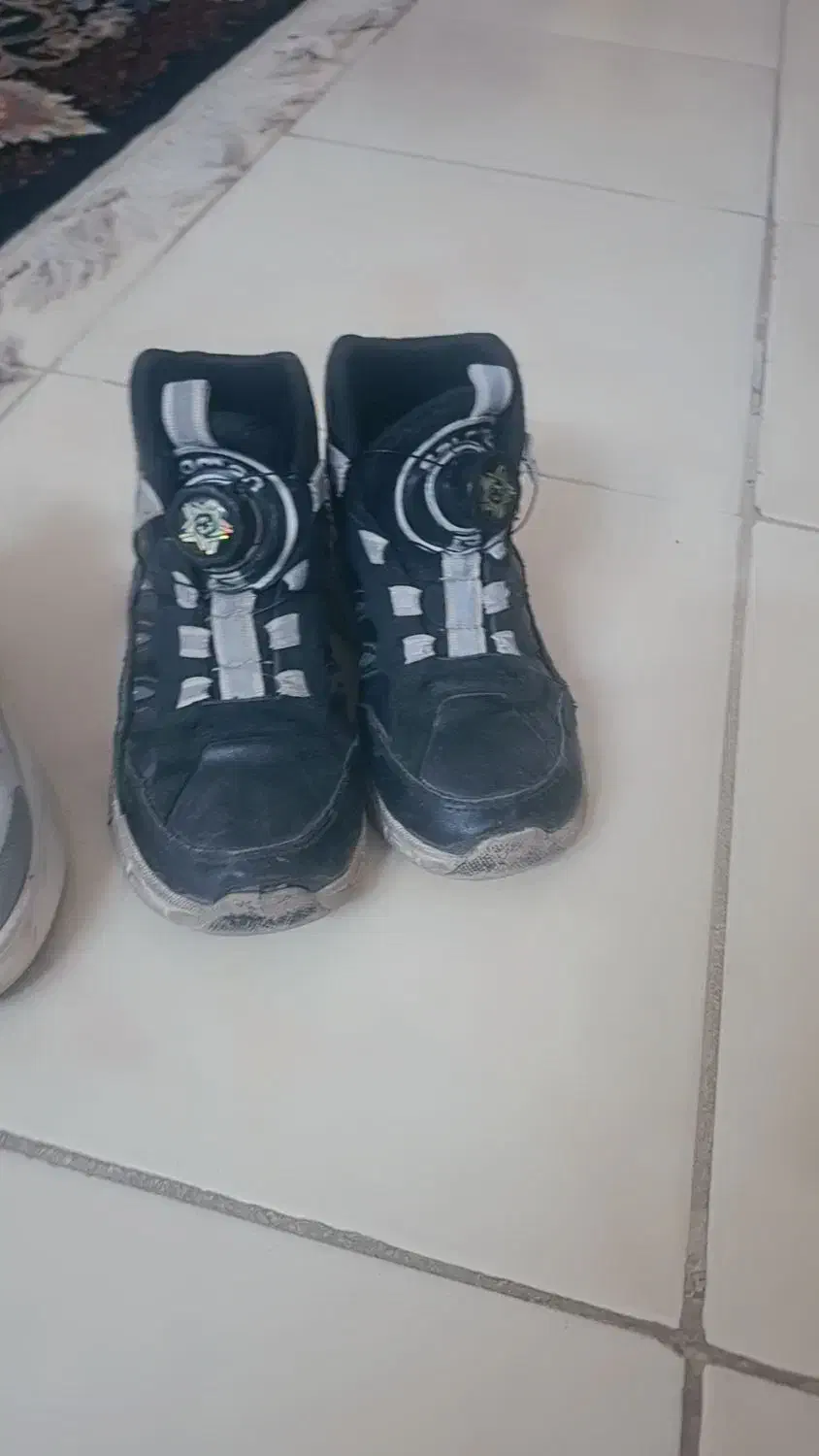 کتانی دست دوم|کیف، کفش، کمربند|ورامین, شهرک فاطمیه|دیوار