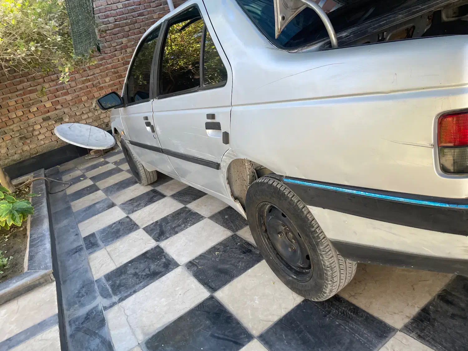 پژو ۴۰۵|خودرو سواری و وانت|ایرانشهر, |دیوار