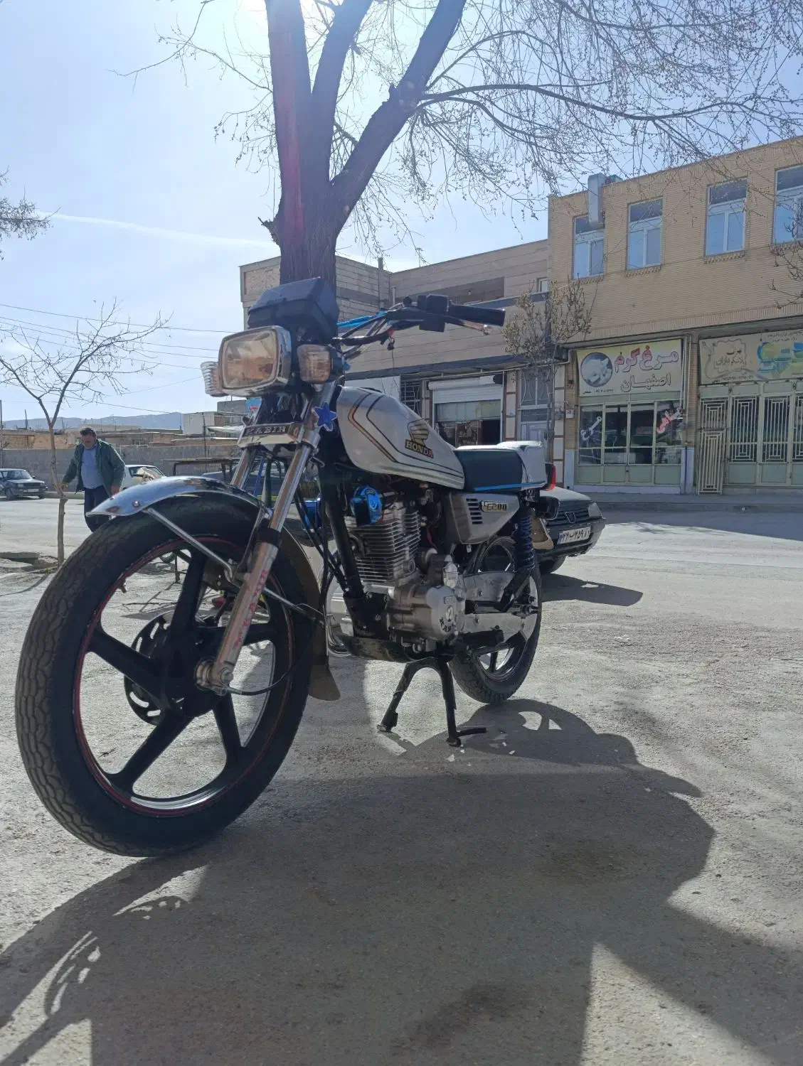 کبیر200 مدل97|موتورسیکلت|بروجن, |دیوار