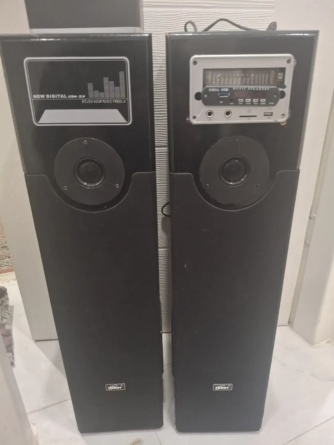 اسپیکر ایستاده جفت دو عدد ویکر بلوتوثی|سیستم صوتی خانگی|تهران, تهرانپارس غربی|دیوار