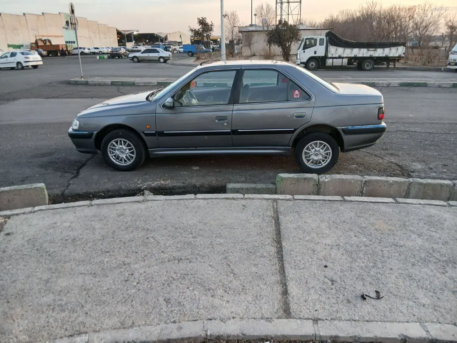 فروش خودروی پژو پارس در حد ۱۴۰۳کم کار|خودرو سواری و وانت|تهران, میدان میوه و تره‌بار مرکزی|دیوار