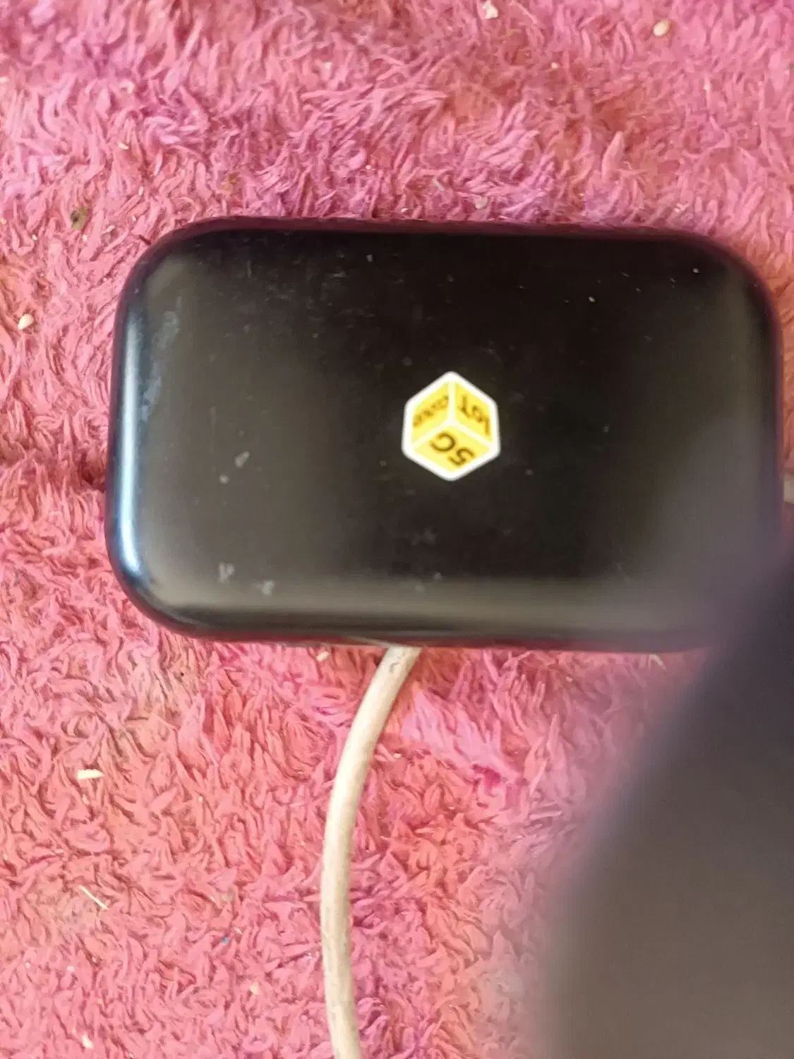 مودم جیبی|مودم و تجهیزات شبکه|پرند, فاز ۴|دیوار