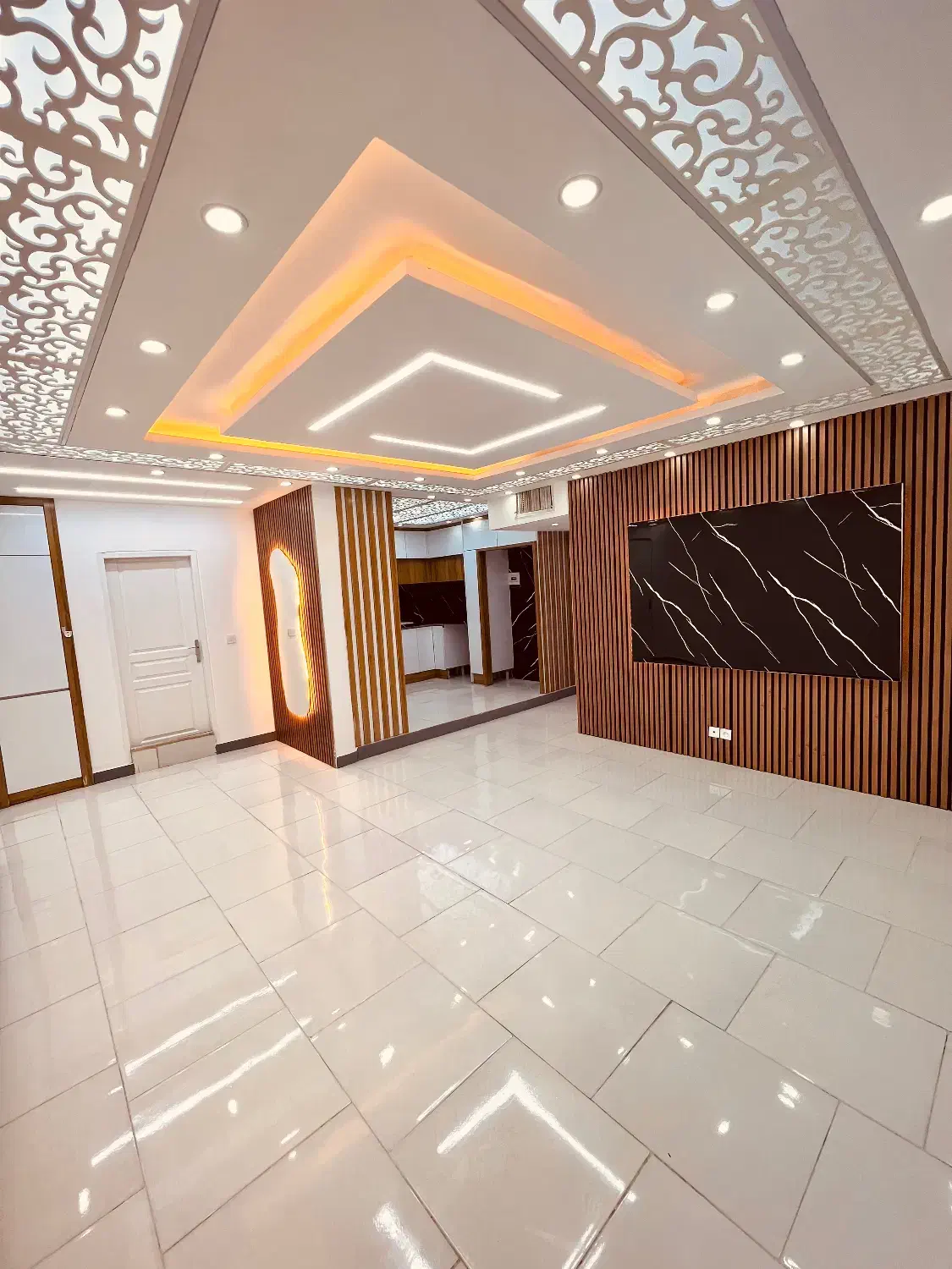 آپارتمان دو خوابه ۹۴ متری فاز ۴ کلید نخورده|فروش آپارتمان|پرند, فاز ۲|دیوار