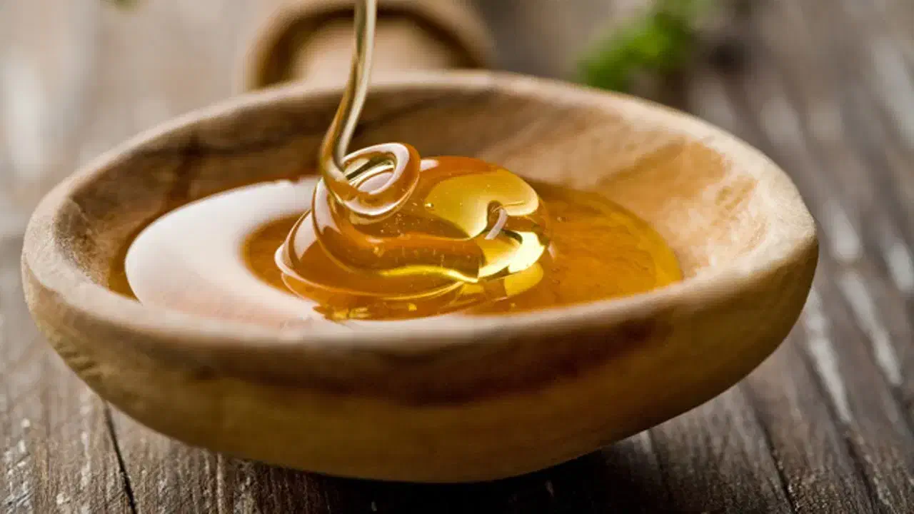 فروشنده و ادمین|استخدام بازاریابی و فروش|قم, بنیاد|دیوار