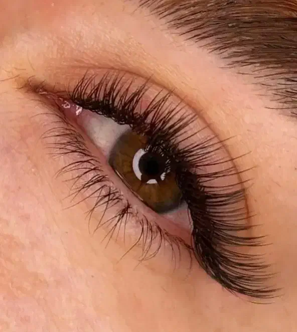 اکستنشن مژه|خدمات آرایشگری و زیبایی|مشهد, ایثار|دیوار