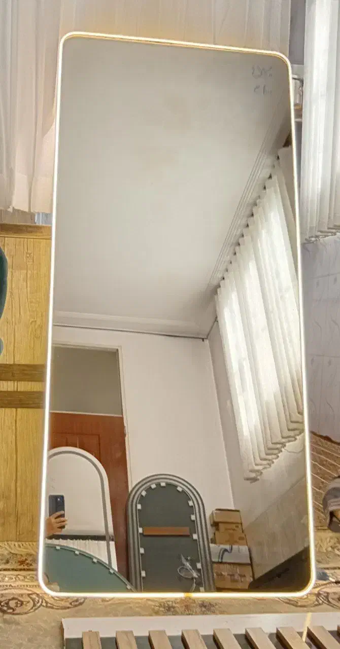 حراج استسنائی آینه های قدی چراغ دار|آینه|قم, زاد|دیوار