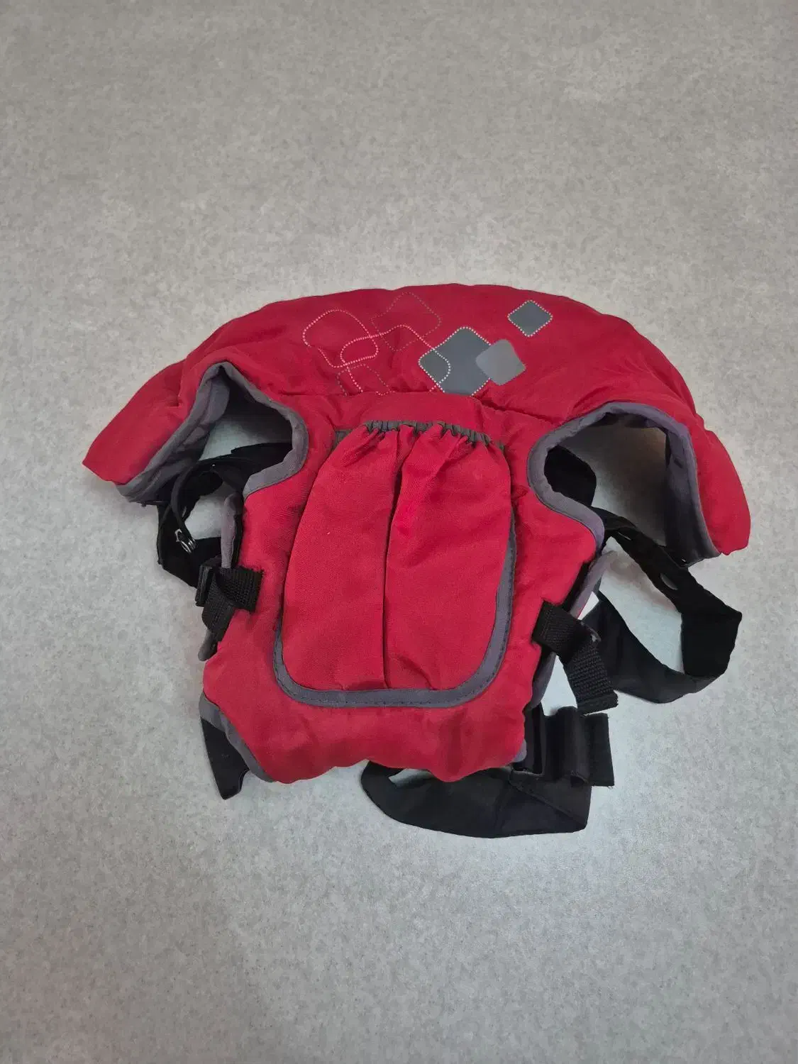 آغوشی نوزاد برند گود بی بی|کالسکه و لوازم جانبی|تهران, چوب تراش|دیوار