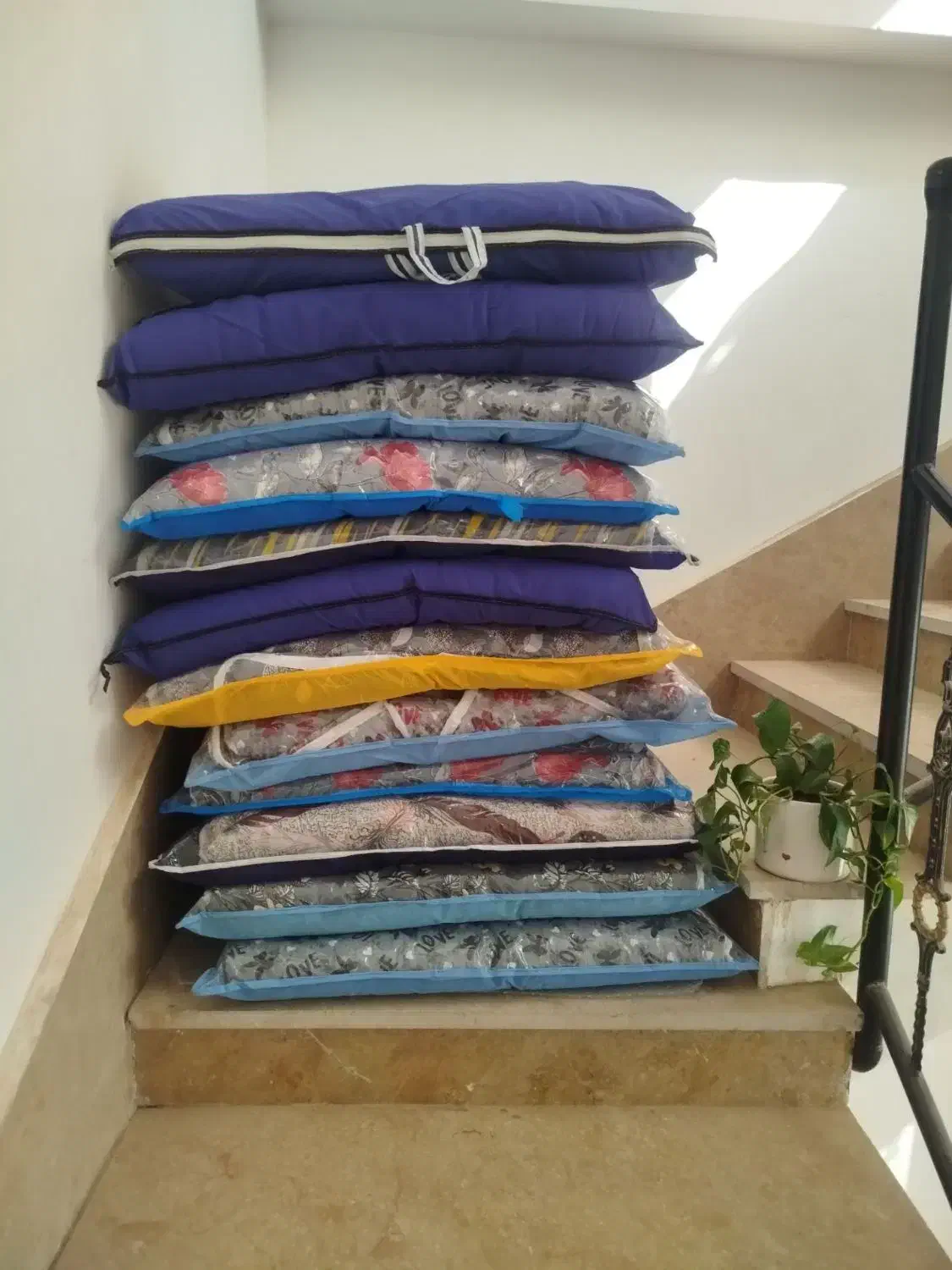 مسافرتی یک نفر طول ۱۷۵ عرض ۷۵ قیمت مقطوع|تخت و سرویس خواب|تربت جام, معدآباد|دیوار