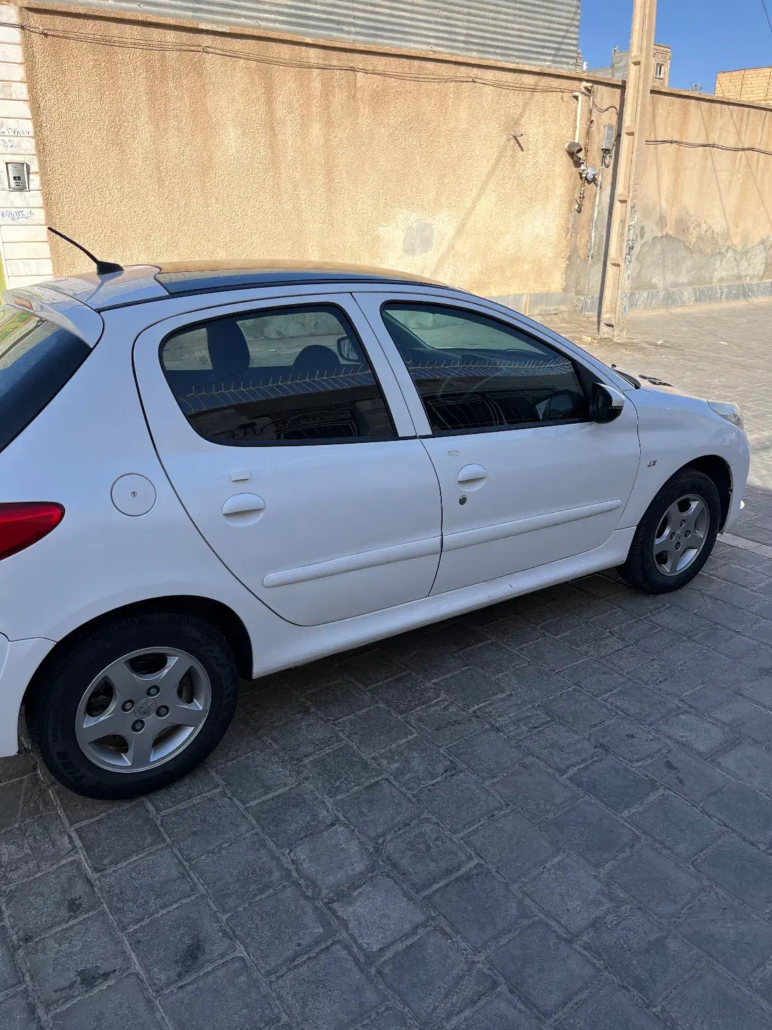 ۲۰۷ پانا ۱۴۰۱|خودرو سواری و وانت|کاشمر, |دیوار