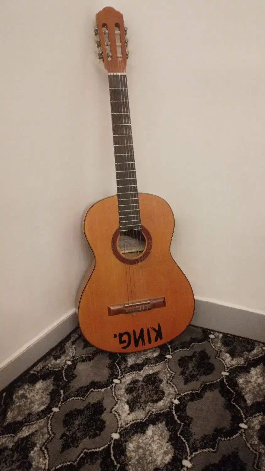 گیتار در حد نو|گیتار، بیس، امپلیفایر|شادگان, |دیوار