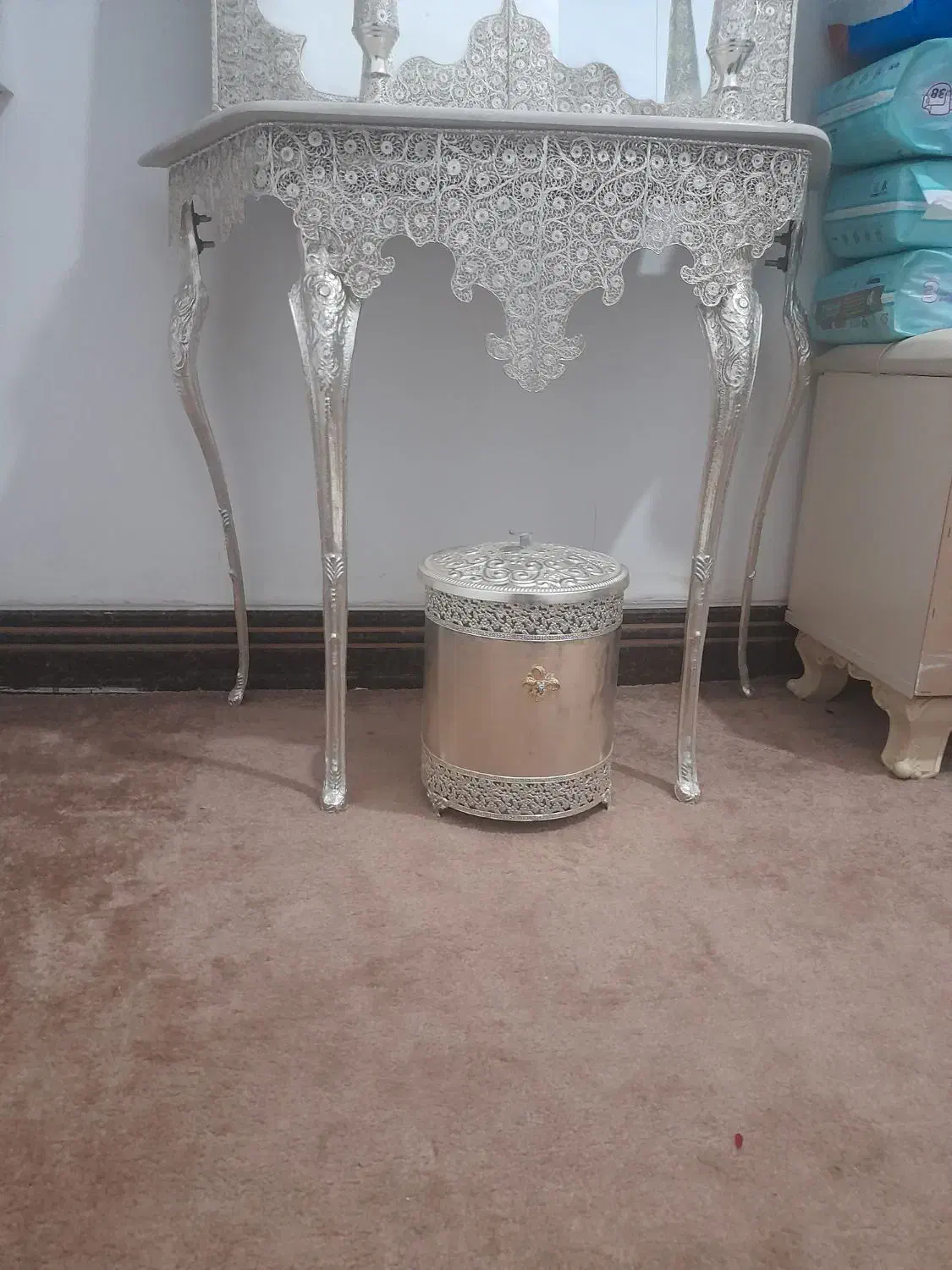 کنسول واینه|بوفه، ویترین، کنسول|کرمان, |دیوار