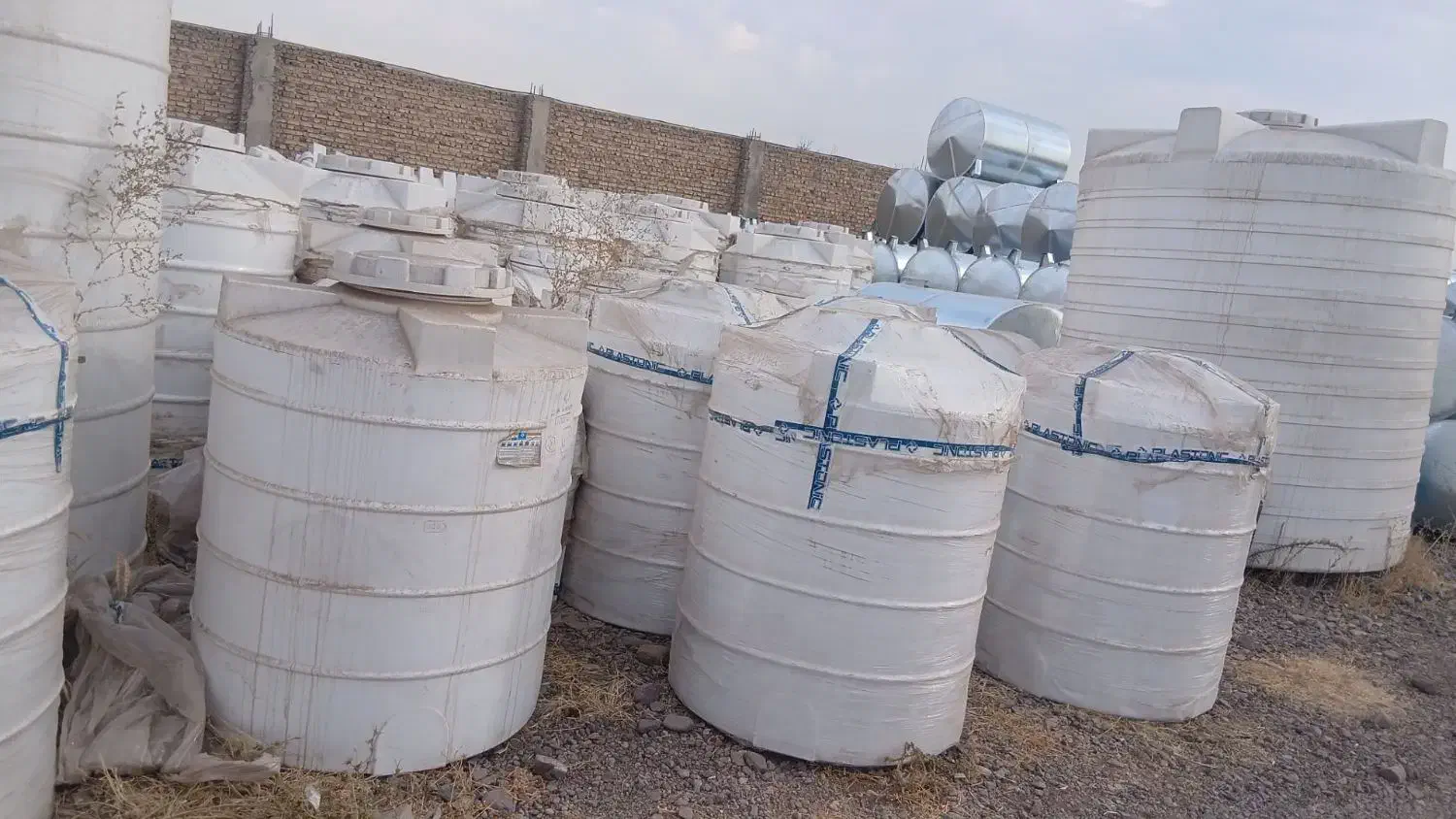 فروش تانکر پلاستیکی و آهنی|عمدهفروشی|اقبالیه, |دیوار