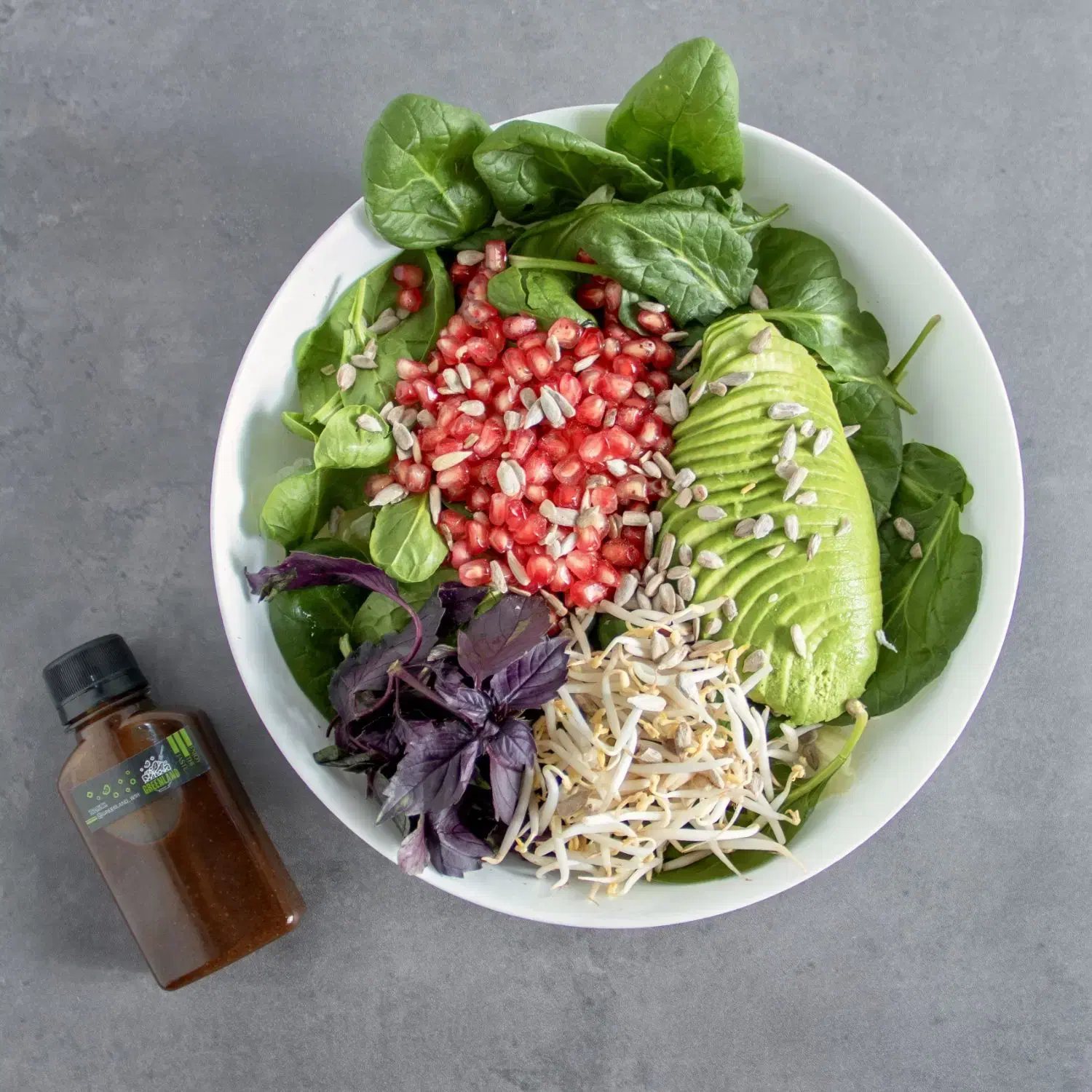 به چند نیرو گریل کار و کمک آشپز  وساده نیازمندیم|استخدام خدمات فروشگاه و رستوران|تهران, زعفرانیه|دیوار