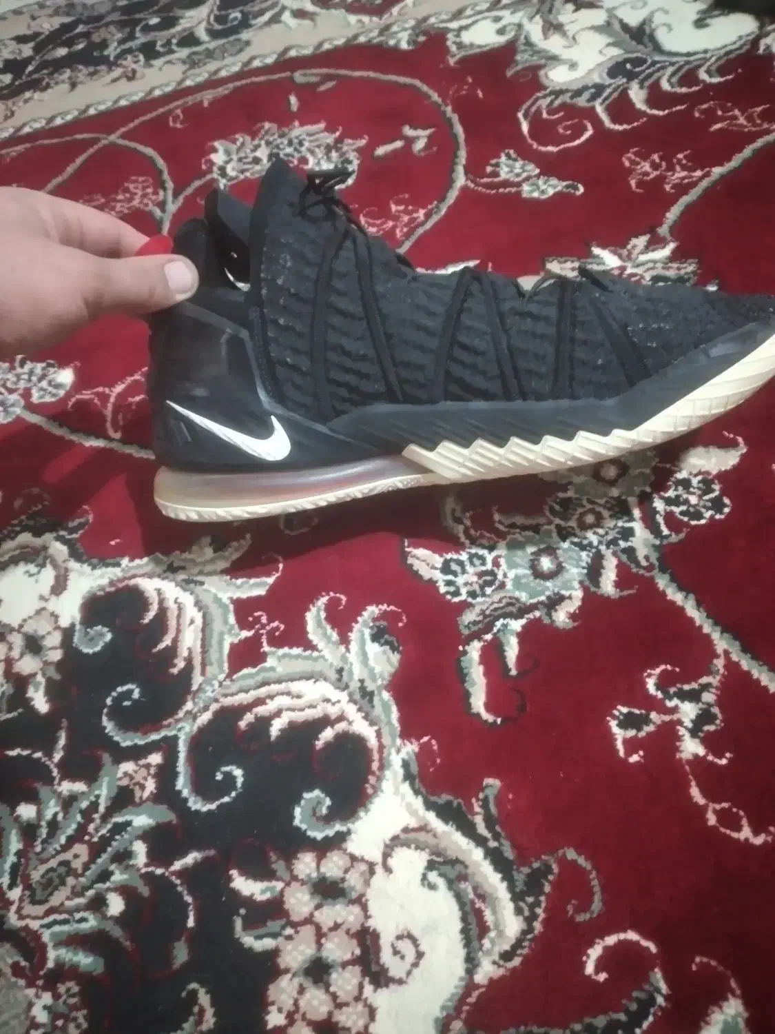 کفش نایک پمپی لبرونج استوک در حد نو نو|کیف، کفش، کمربند|نمین, |دیوار