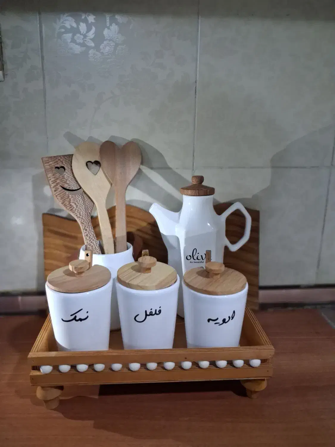 ست سرامیکی و چوبی|ظروف سرو و پذیرایی|تاکستان, |دیوار