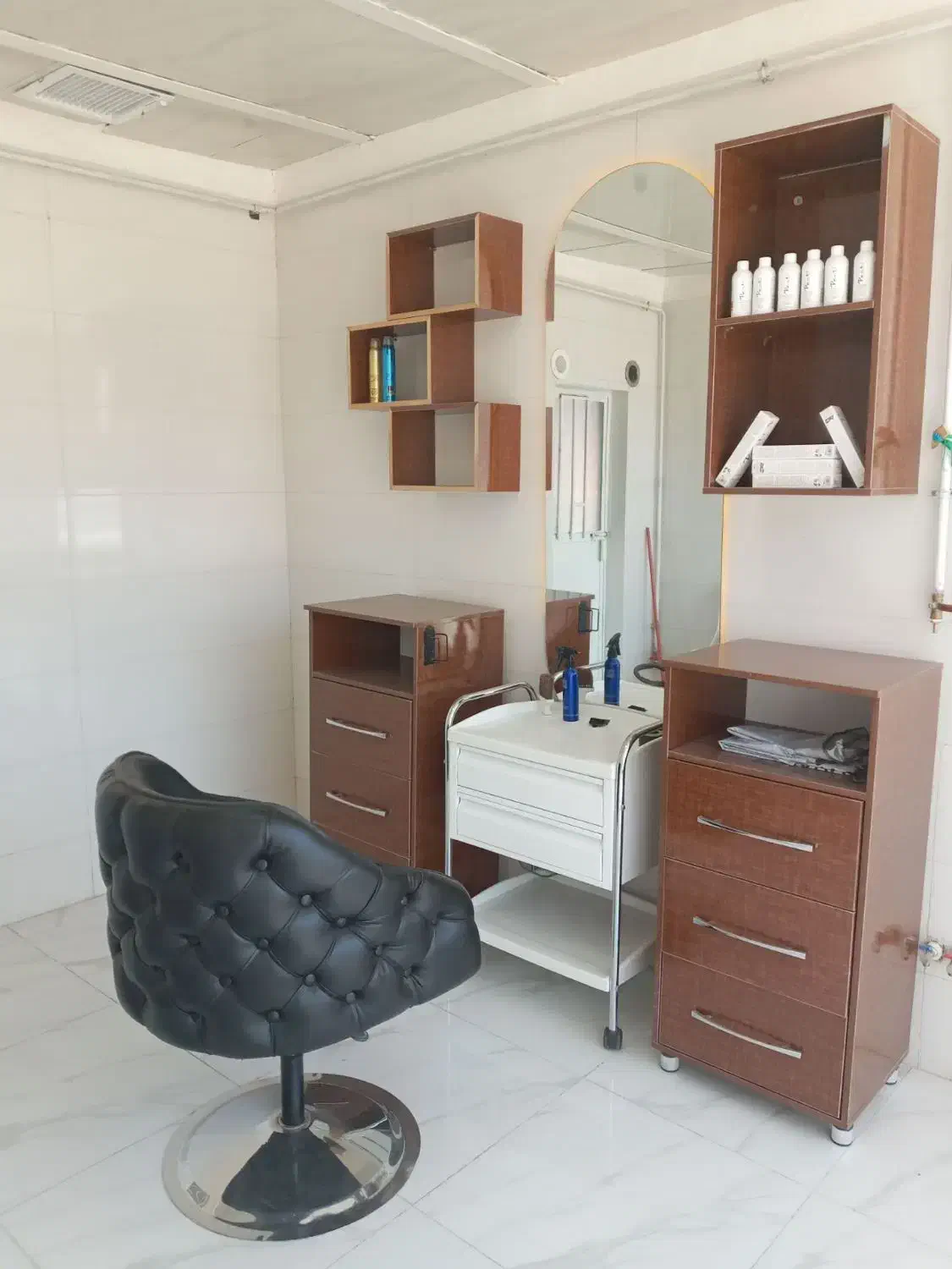 لوازم ارایشگاه|آرایشگاه و سالنهای زیبایی|اسلامآباد غرب, |دیوار