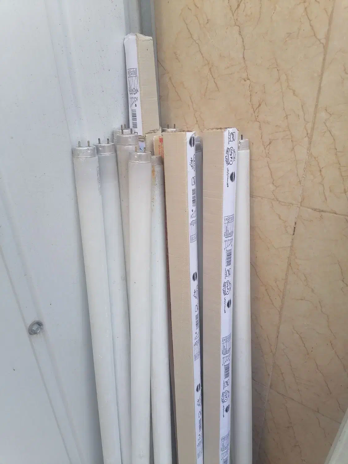 مهتابی|لامپ و چراغ|قم, شاه سید علی|دیوار