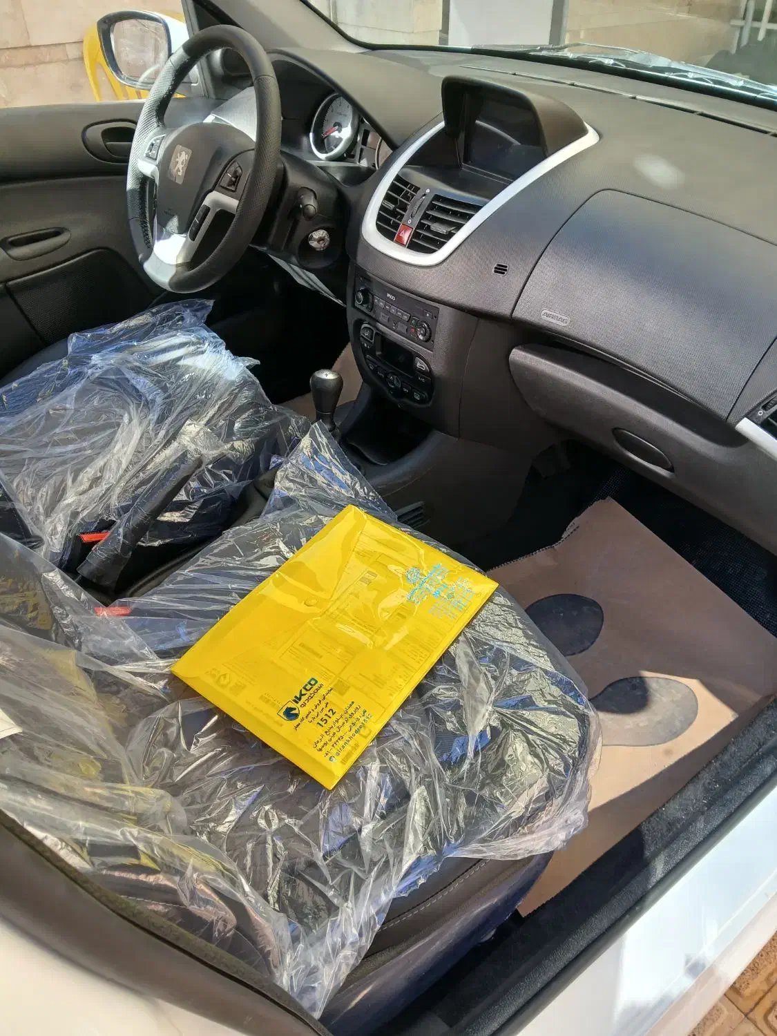 207i  TU5p پژو دنده‌ای|خودرو سواری و وانت|همدان, |دیوار