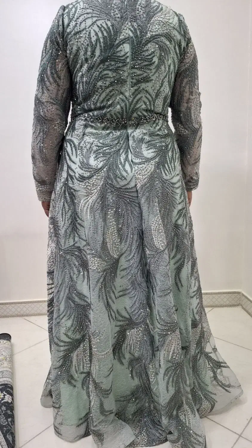 لباس مجلسی|لباس|باغستان, |دیوار