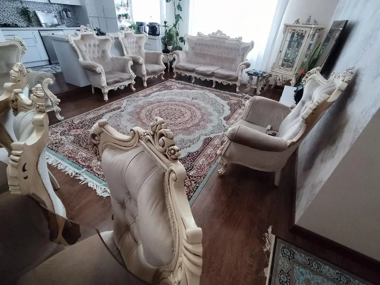 سرویس مبلمان چوب|مبلمان خانگی و میز عسلی|اندیشه, اندیشه فاز ۵|دیوار