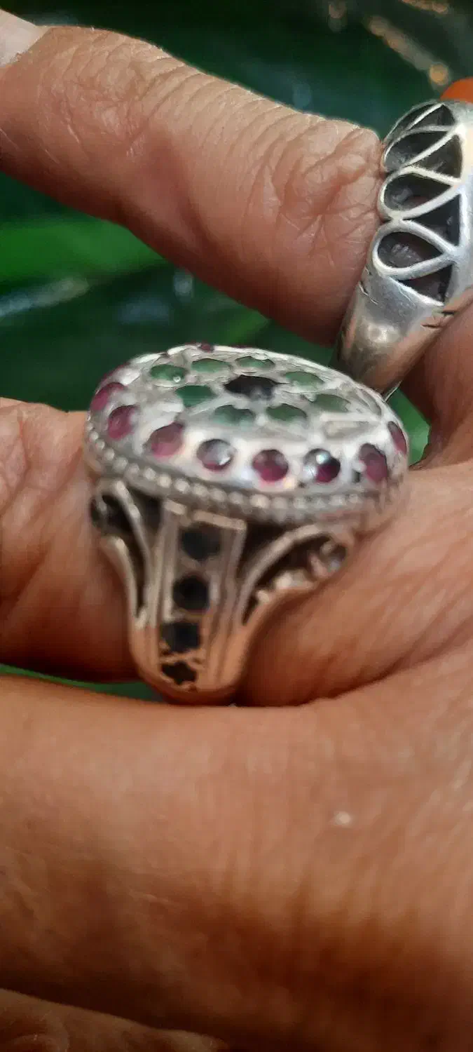 انگشتر های اصلی نقد و یا معاوضه|جواهرات|قم, زنبیل آباد|دیوار