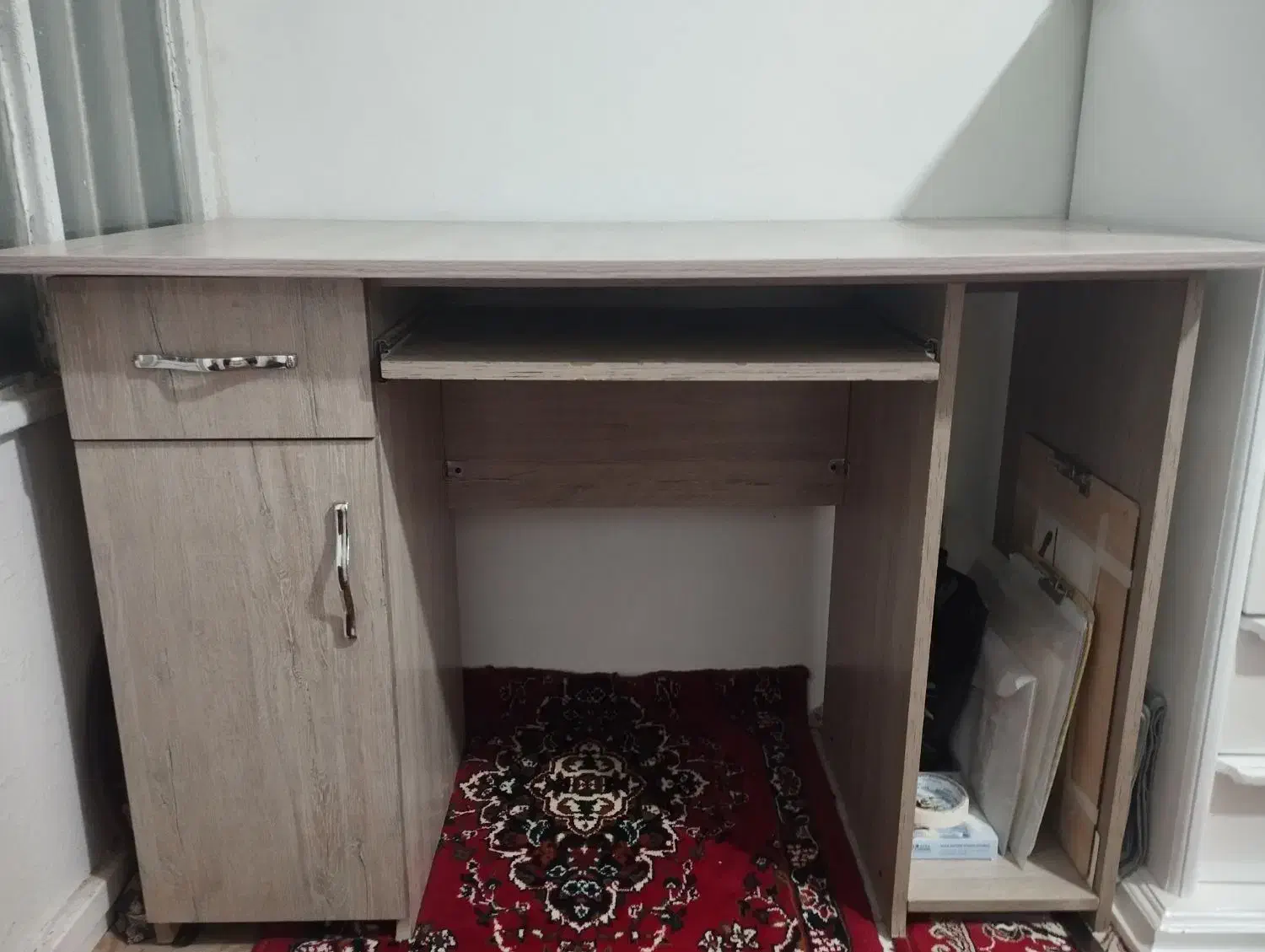 میز کامپیوتر در حد نو|میز تحریر و کامپیوتر|سبزوار, گلشن|دیوار