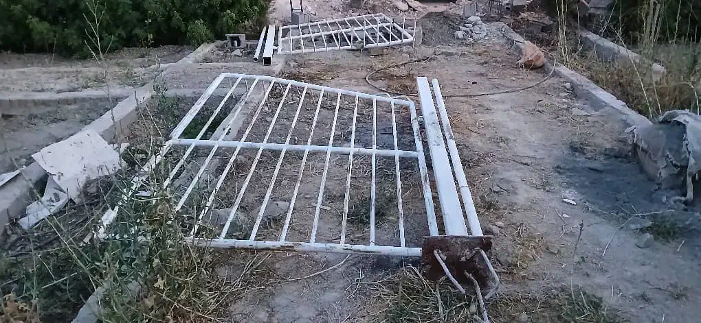 درب آهنی|مصالح و تجهیزات ساختمان|مرودشت, ده بید|دیوار