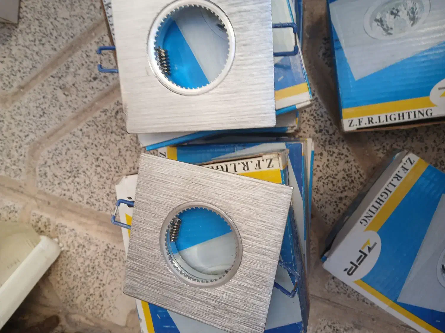 مهتابی وفرم هالوژن|لامپ و چراغ|مشهد, منزل آباد|دیوار