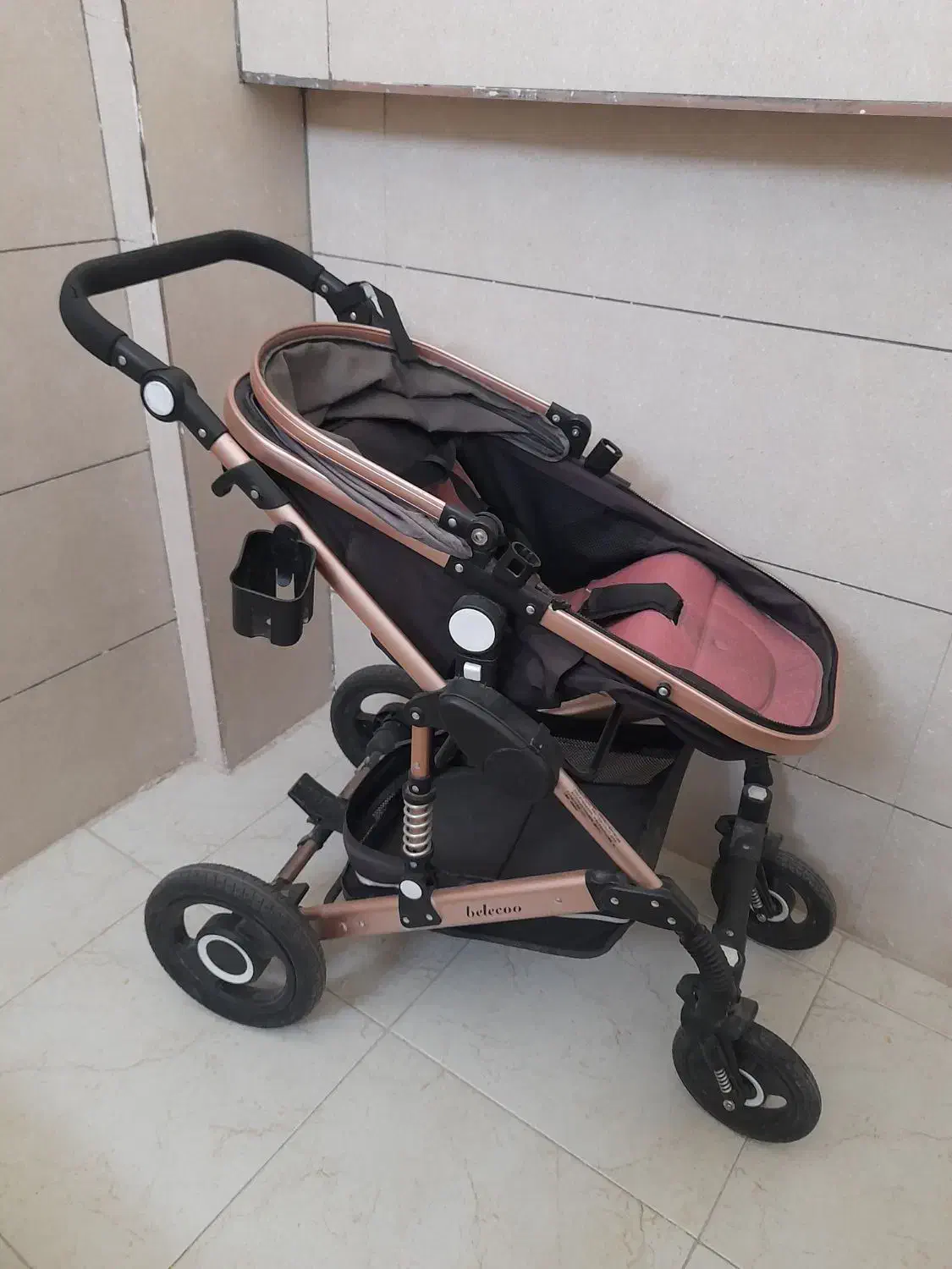 کریر و تخت خواب نوزاد و کالسکه|اسباب و اثاث بچه|ساوه, |دیوار