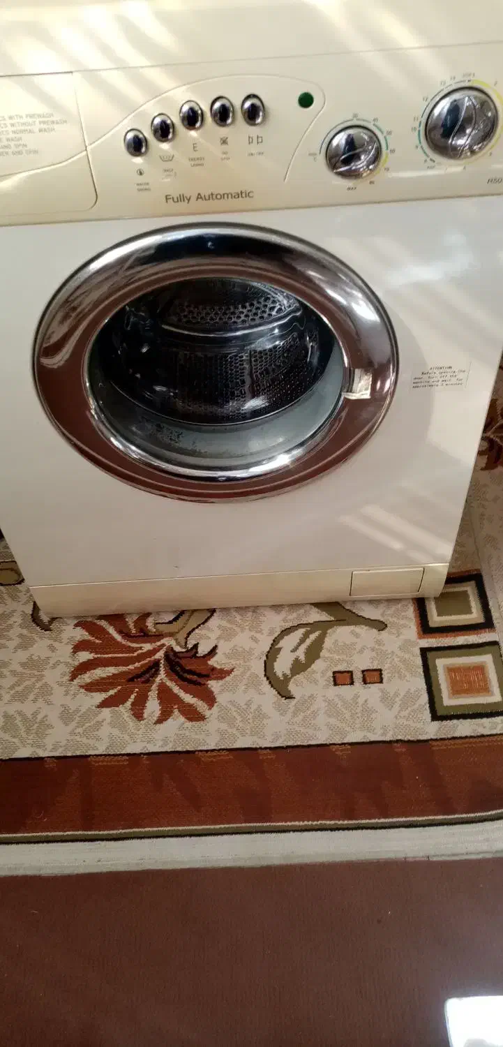 لباس‌شویی ۵ کیلویی رایکو|ماشین لباسشویی و خشک‌کن لباس|هشتگرد, هشتگرد قدیم|دیوار