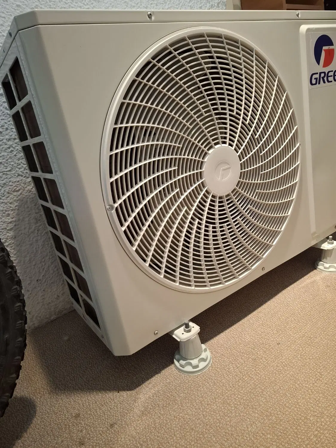 Gree 24000|کولر گازی و فن‌کوئل|کیش, |دیوار