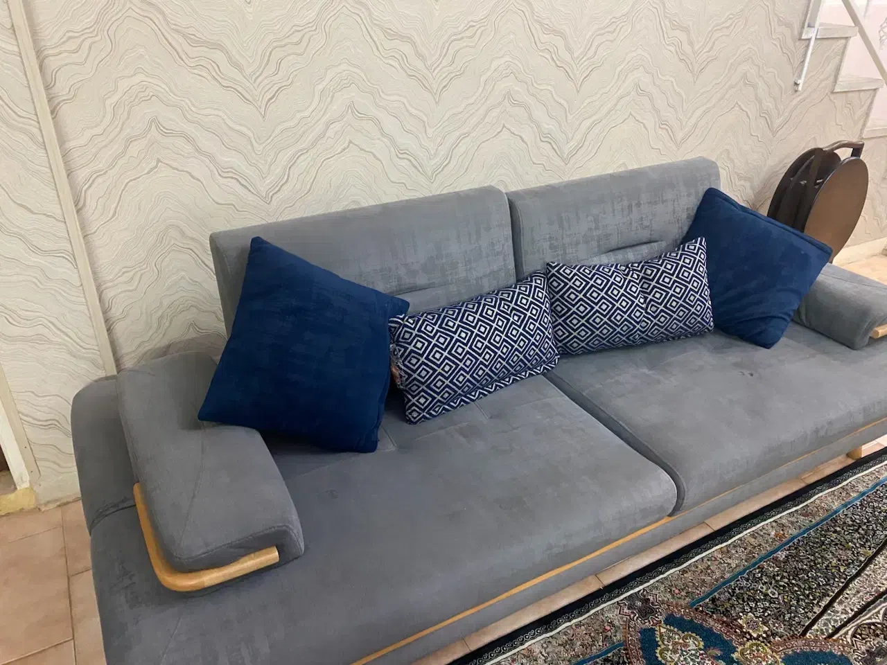 مبل تخت خواب شو، میز وسط، میز ناهار خوری، کنسول|مبلمان خانگی و میز عسلی|شیراز, شهرک گلدشت حافظ‎|دیوار