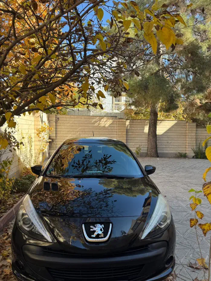 پژو ۲۰۷دنده دستی سقف شیشه۱۴۰۰|خودرو سواری و وانت|یاسوج, |دیوار