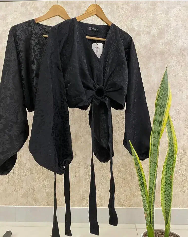 بعلت تغییر شغل|لباس|تربت جام, شاد|دیوار