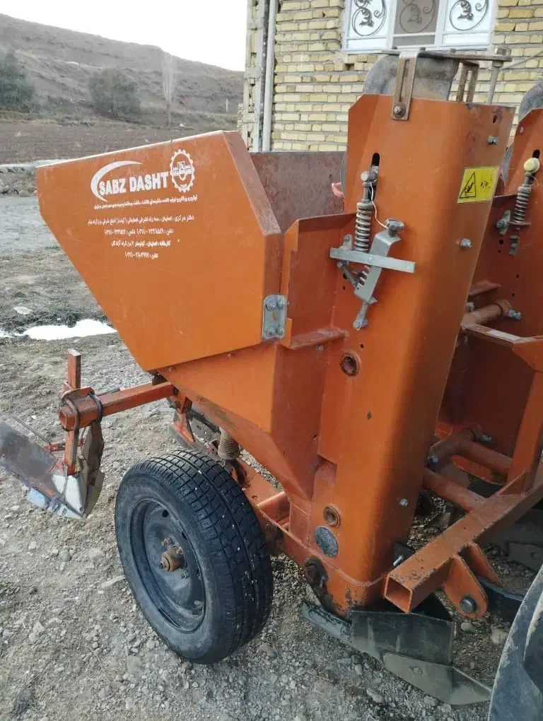 سیب زمینی کار|ماشینآلات صنعتی|چورزق, |دیوار