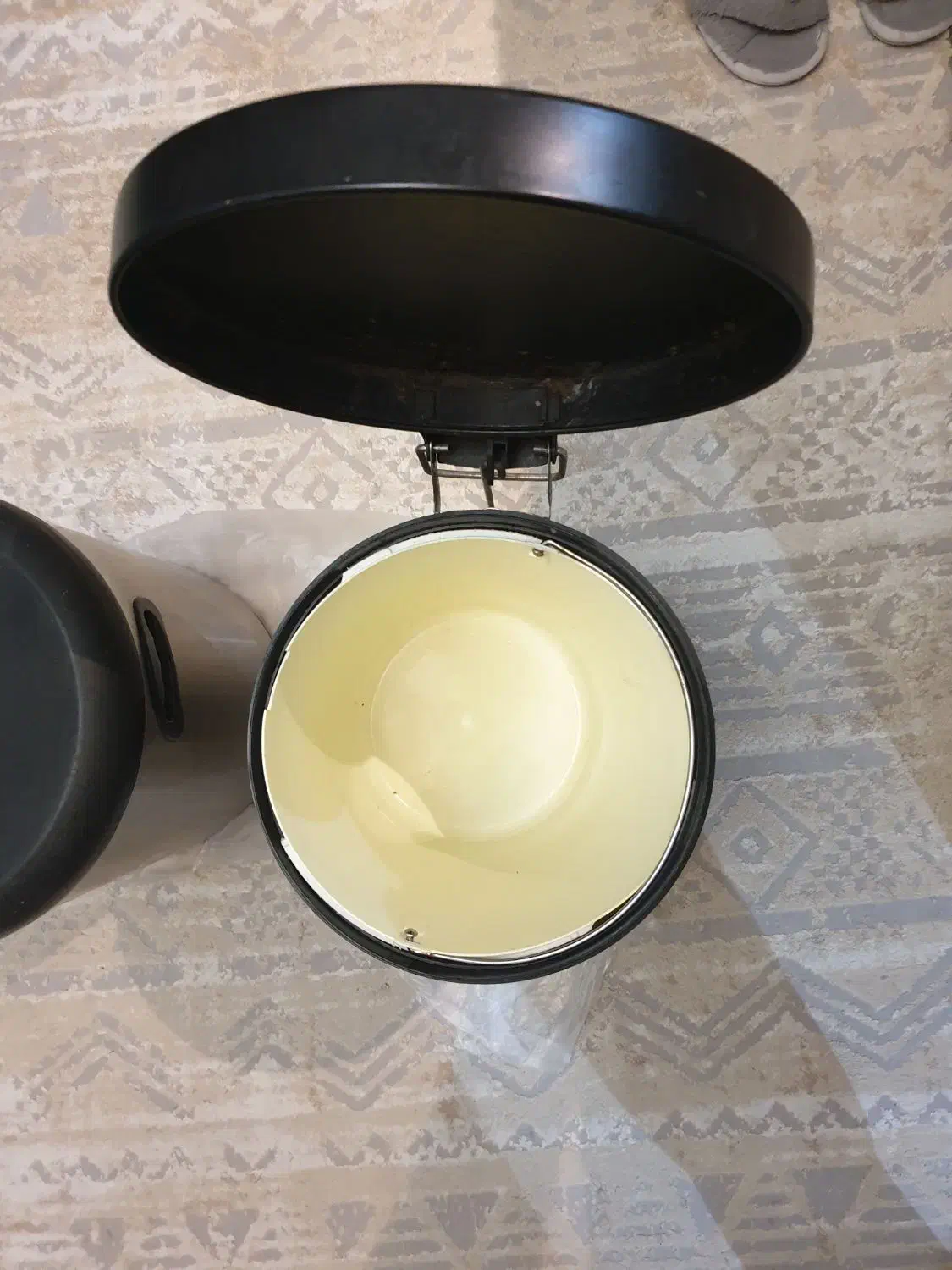 سطل زباله و سطل برنج|ظروف نگهدارنده، پلاستیکی، یک‌بارمصرف|تهران, تاکسیرانی|دیوار