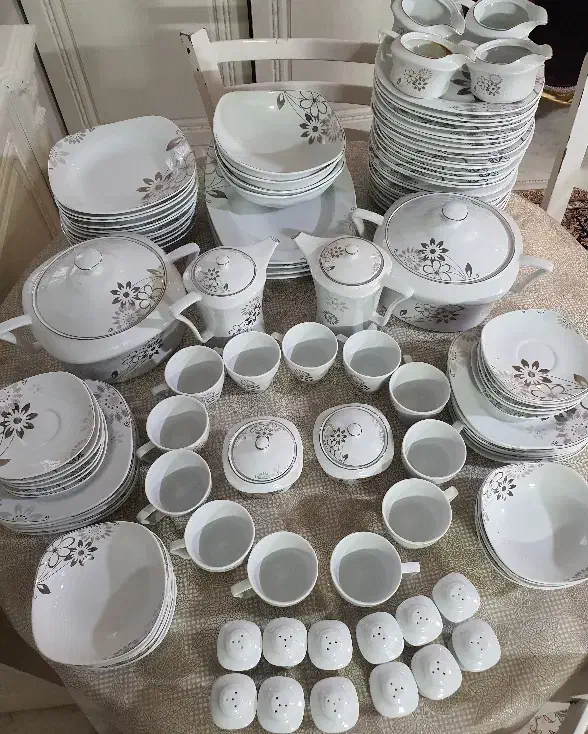 سرویس چینی|ظروف سرو و پذیرایی|مشهد, انقلاب|دیوار