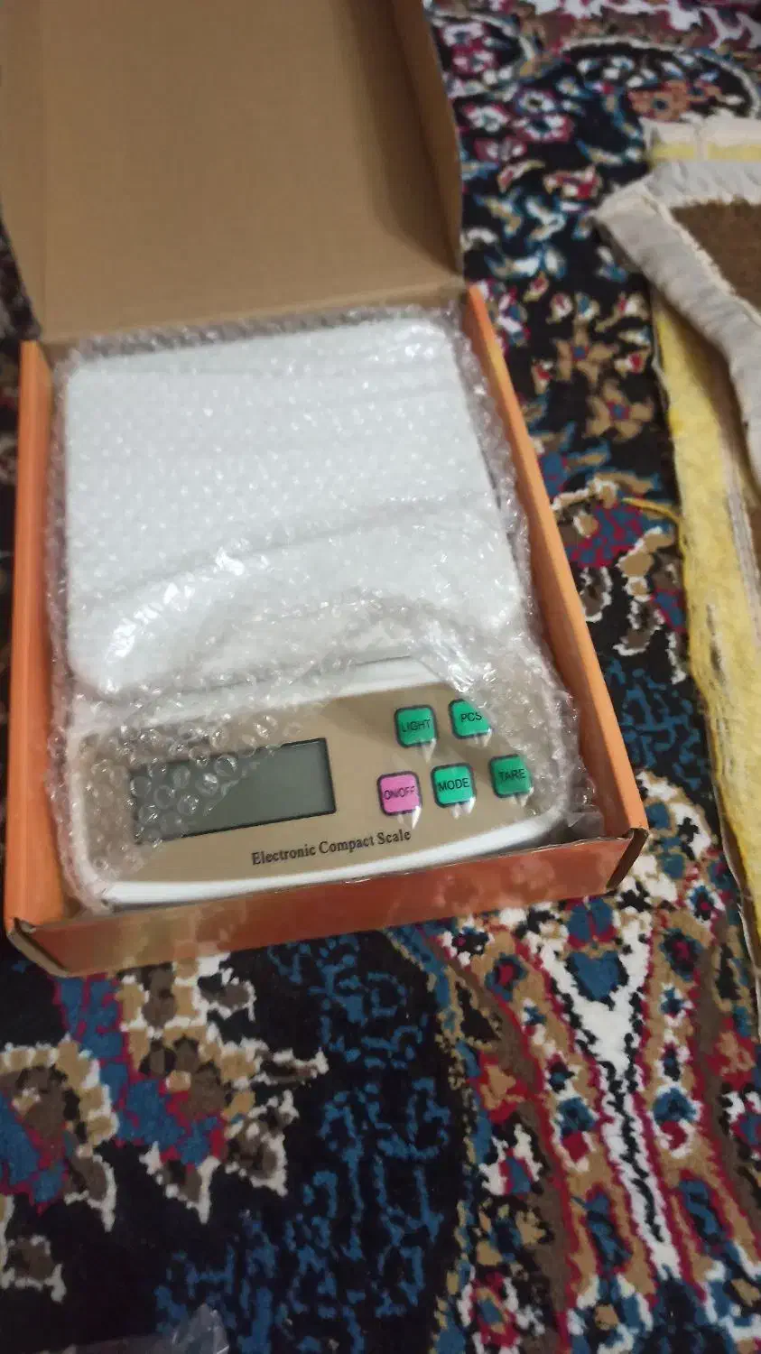 ۲ عدد ترازو آشپزخانه نو|ظروف پخت‌وپز|ملارد, |دیوار