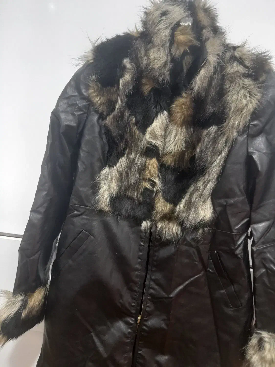 فروش دو عدد پالتو دخترانه زیر قیمت|لباس|آباده, |دیوار