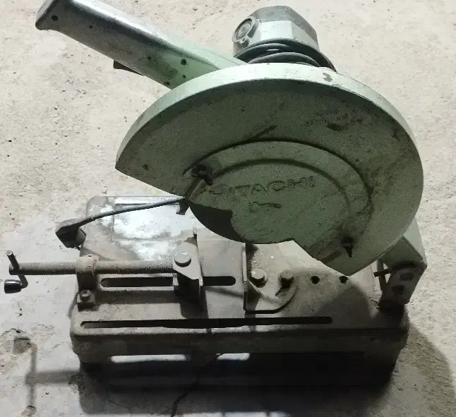 پروفیل بر ژاپنی.|ماشین‌آلات صنعتی|کاشان, فاز ۲ ناجی آباد|دیوار