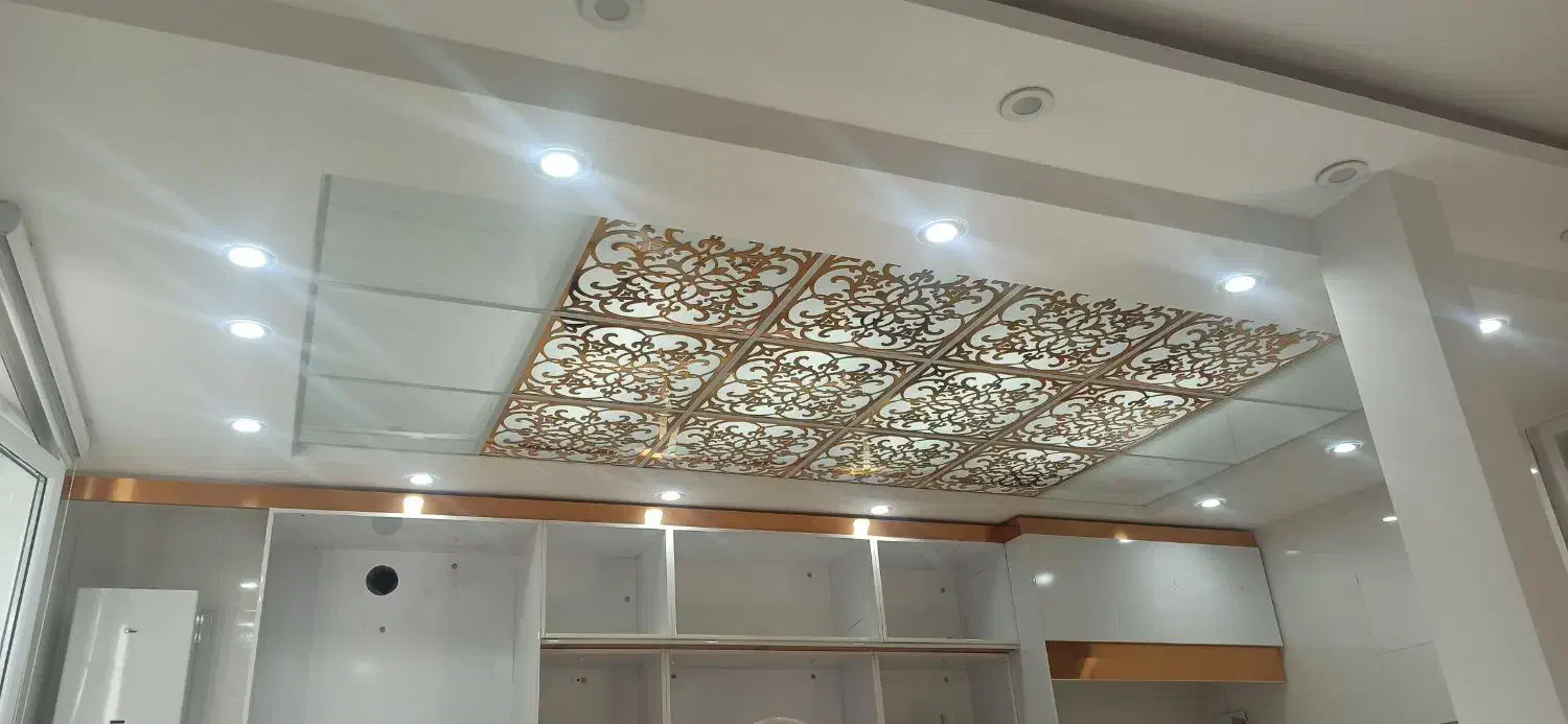 ارزانسرای کاغذ دیواری با قیمت عالی رولی 350 هزار|خدمات پیشه و مهارت|قروه, |دیوار