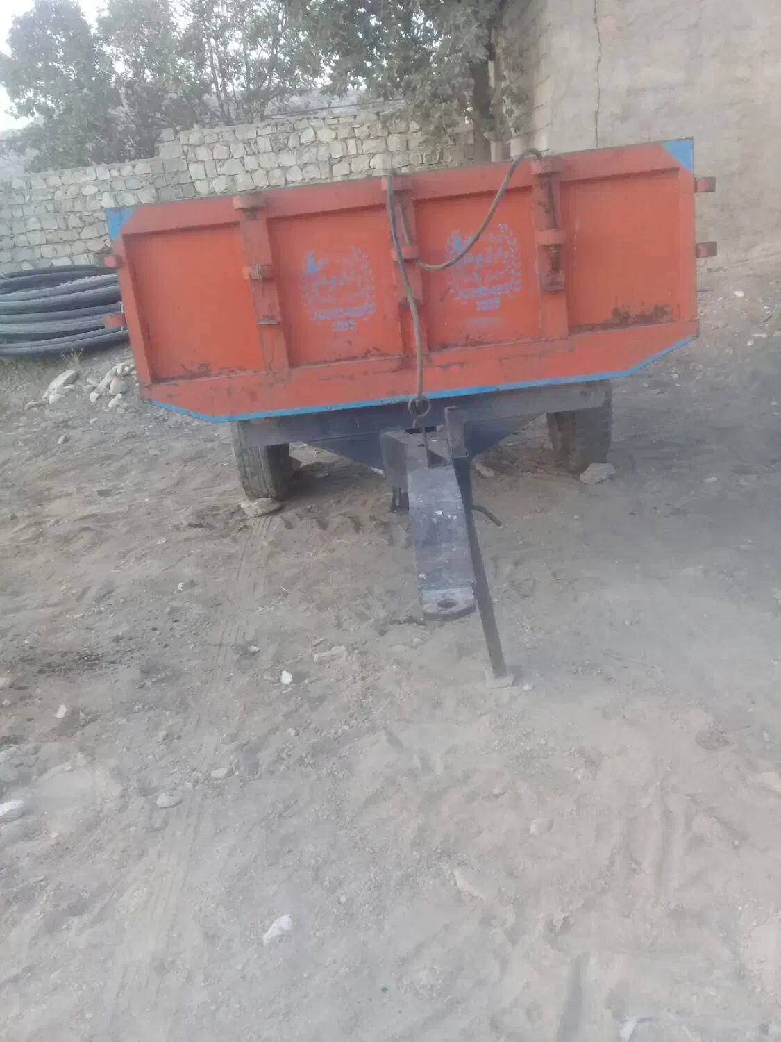 تریلی ‌درجه‌یک‌خشت‌طلا|قطعات یدکی و لوازم جانبی|کوهدشت, |دیوار