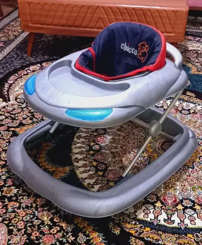 روروک|کالسکه و لوازم جانبی|فسا, |دیوار