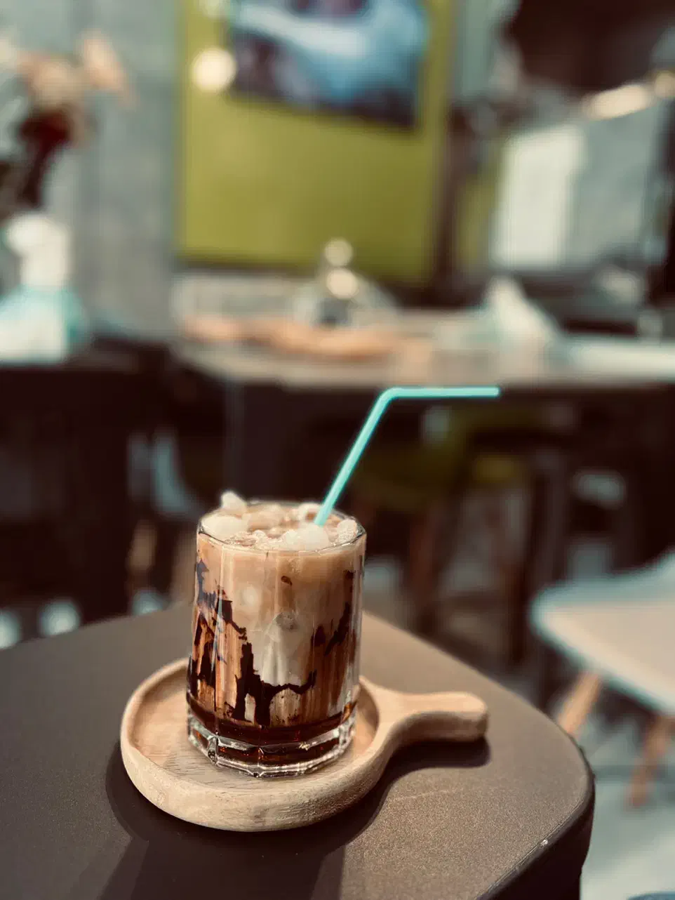 نیازمند باریستا (خانم و با سابقه کار)|استخدام خدمات فروشگاه و رستوران|بندرعباس, |دیوار